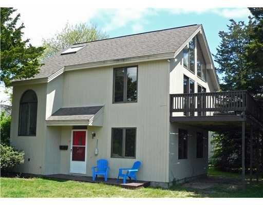 17 Terrace Ave, Westerly, RI 02891 - photo 1