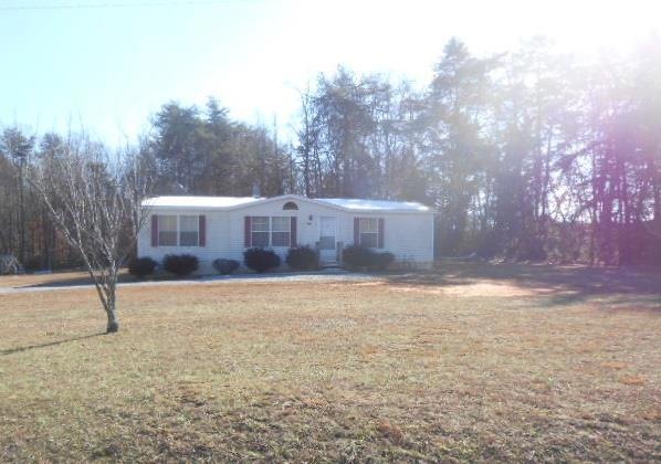 9581 Callands Rd, Chatham, VA 24531 - photo 1