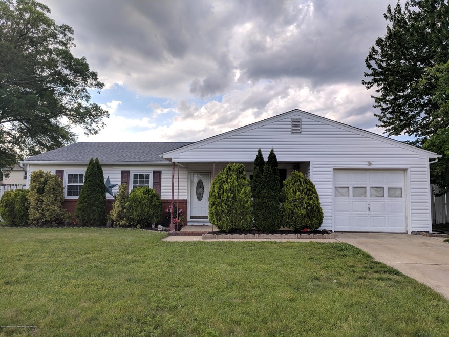 5 Lloyd Terrace