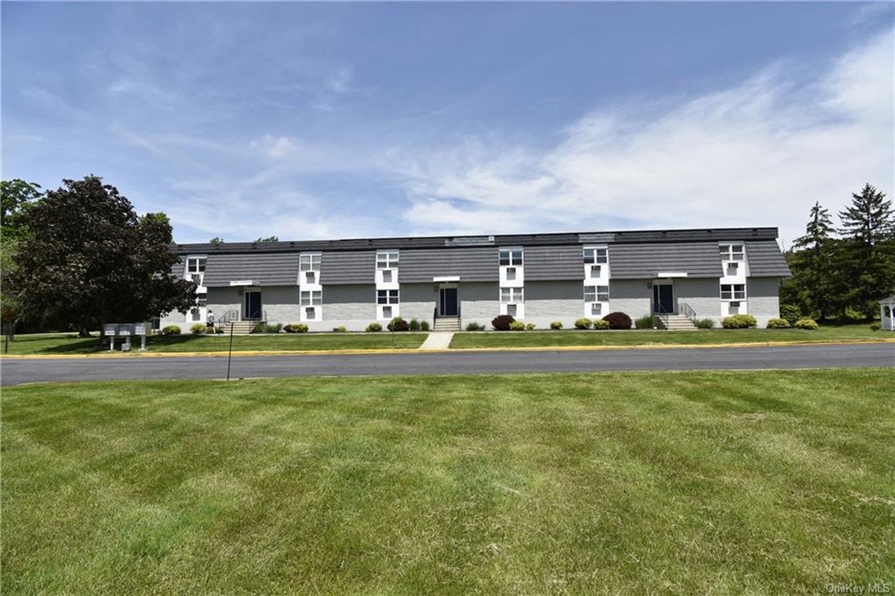6 White Gate Dr unit H, Wappingers Falls, NY 12590 - photo 1