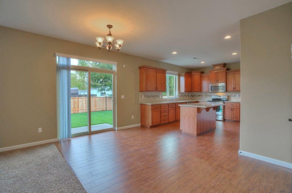 1609 Riddell Ave NE, Orting, WA 98360 - photo 1