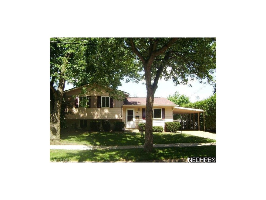 1371 Barcelona Dr, Akron, OH 44313 - photo 1