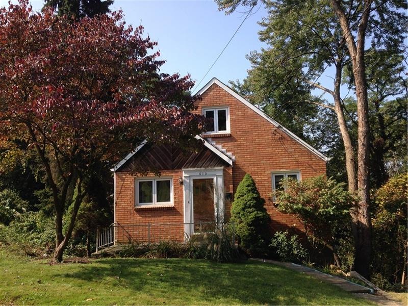 Welcome to 613 Barclay Avenue!