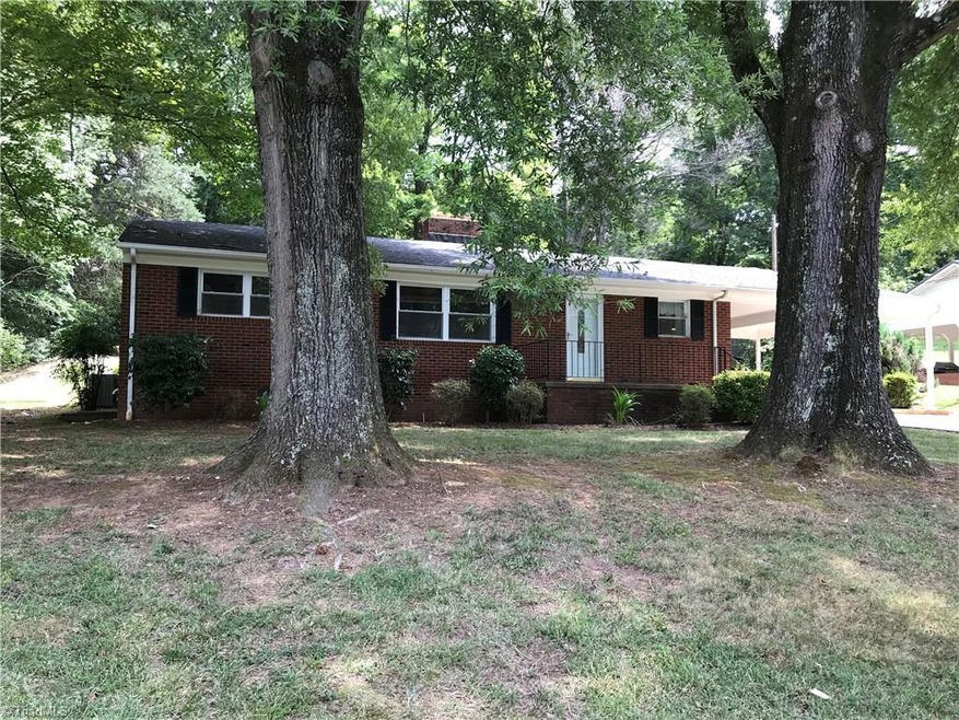 1415 Pepperidge Rd, Asheboro, NC 27205 - photo 1