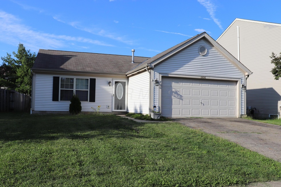 6806 Laburnum Dr, Canal Winchester, OH 43110 - photo 1