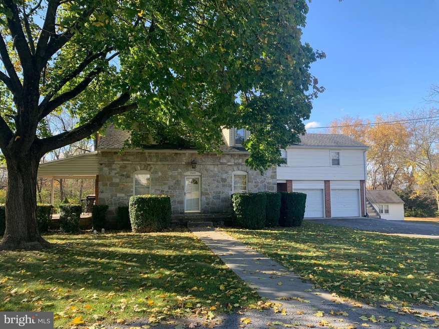 15045 Molly Pitcher Hwy, Greencastle, PA 17225 - photo 1