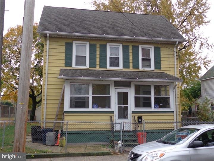 16 W Monroe St, Paulsboro, NJ 08066 - photo 1