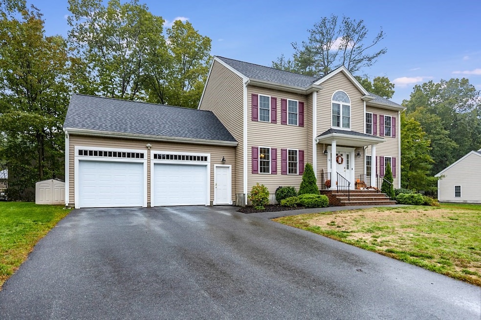 31 Richard Rd, Randolph, MA 02368 - photo 1