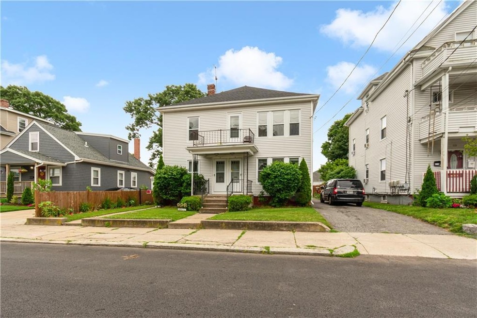 85 Bucklin St, Pawtucket, RI 02861 - photo 1