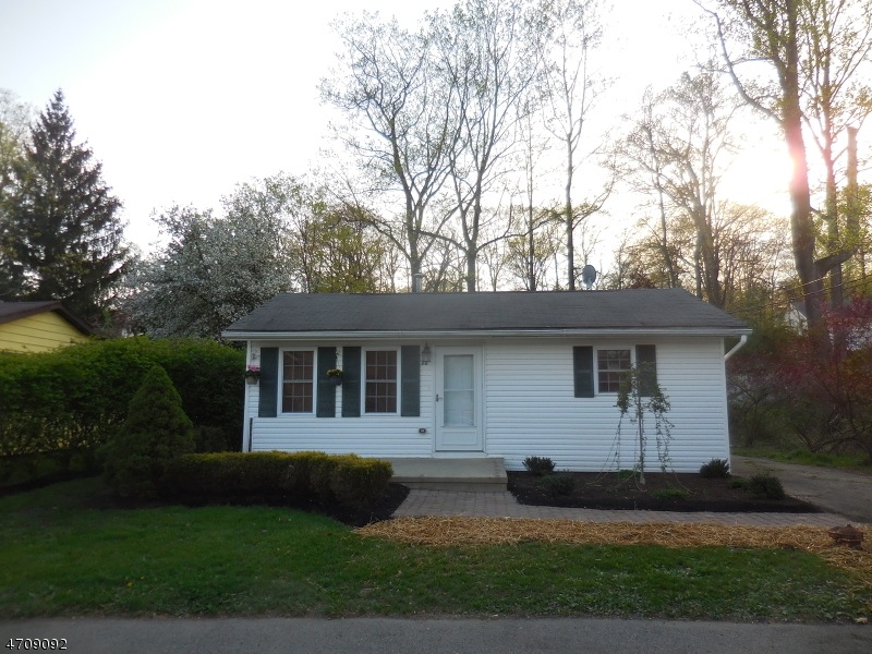 22 Staten Trail, Hopatcong, NJ 07843 - photo 1