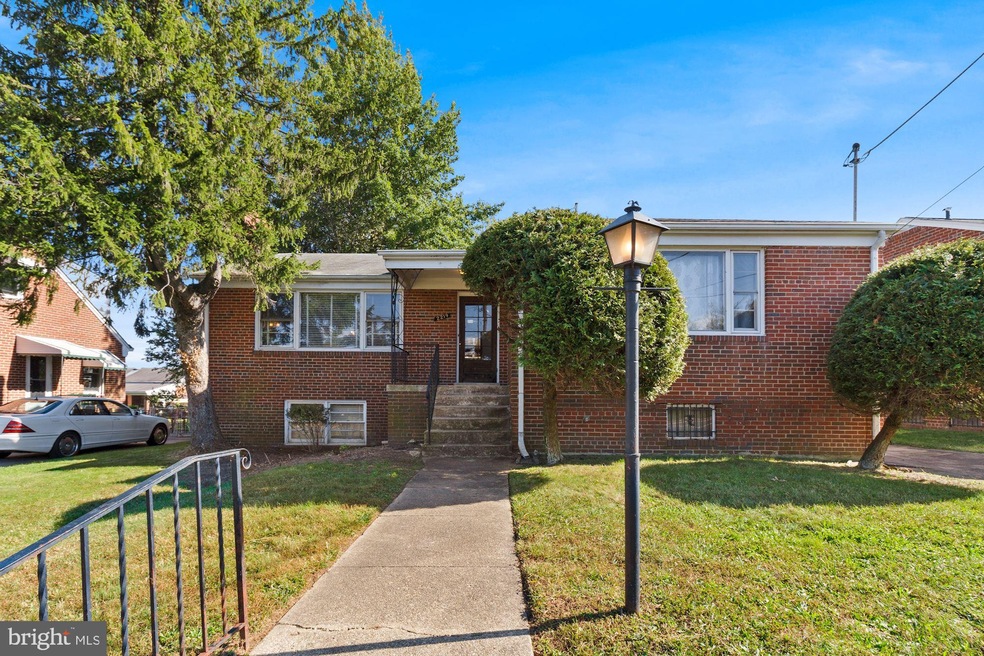 2219 Iverson St, Temple Hills, MD 20748 - photo 1