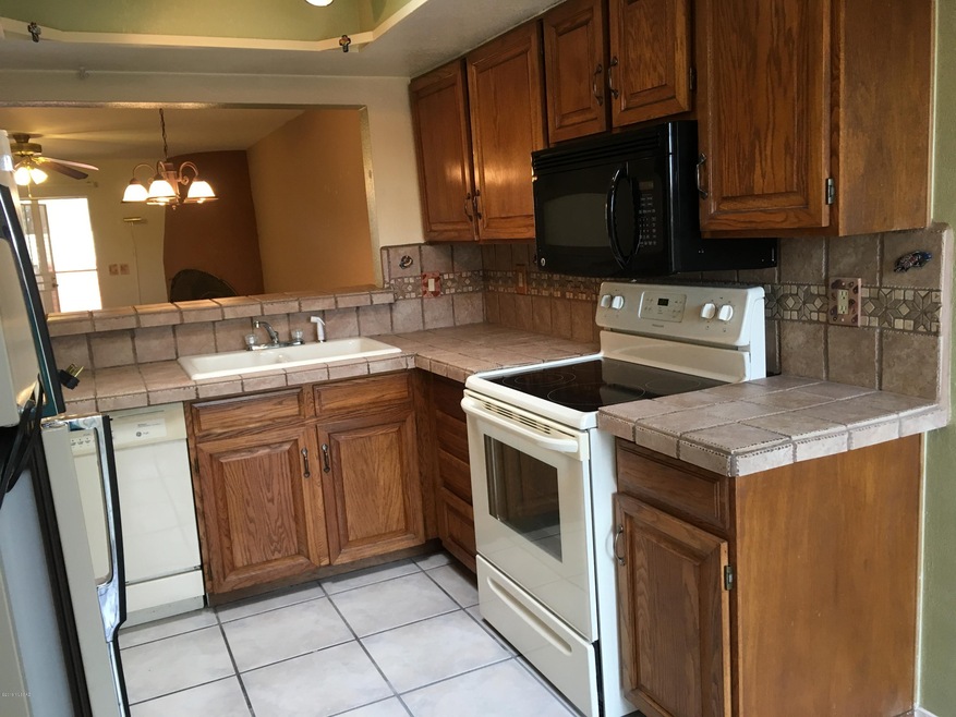 Kitchen 1