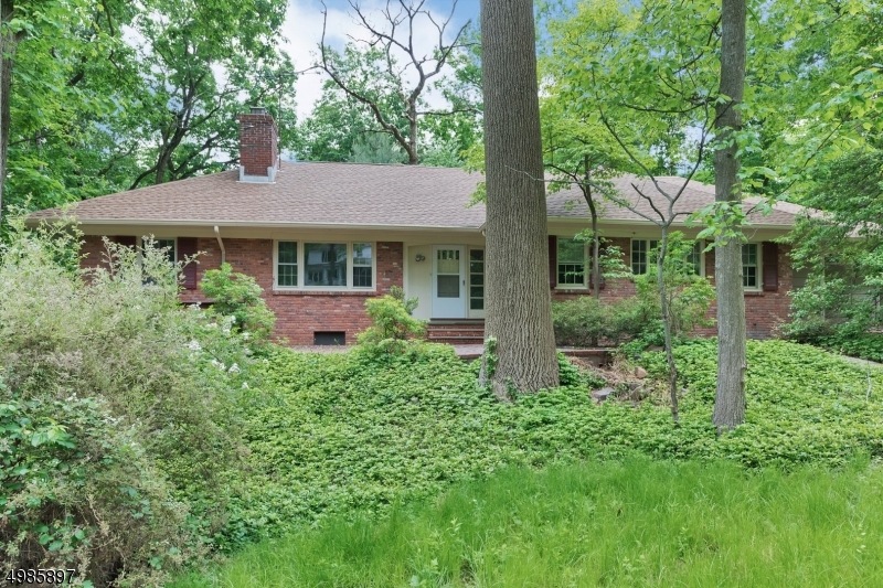 1537 Deer Path, Mountainside, NJ 07092 - photo 1