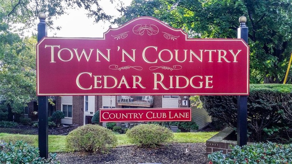 175 Country Club Ln unit 175, Pomona, NY 10970 - photo 1