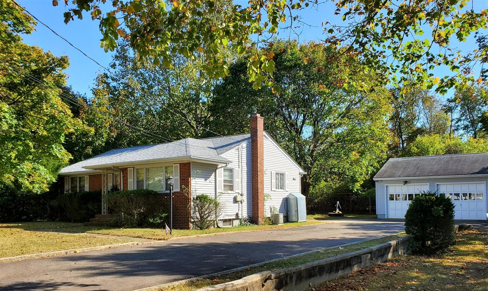 543 Bethany Rd unit A, Holmdel, NJ 07733 - photo 1