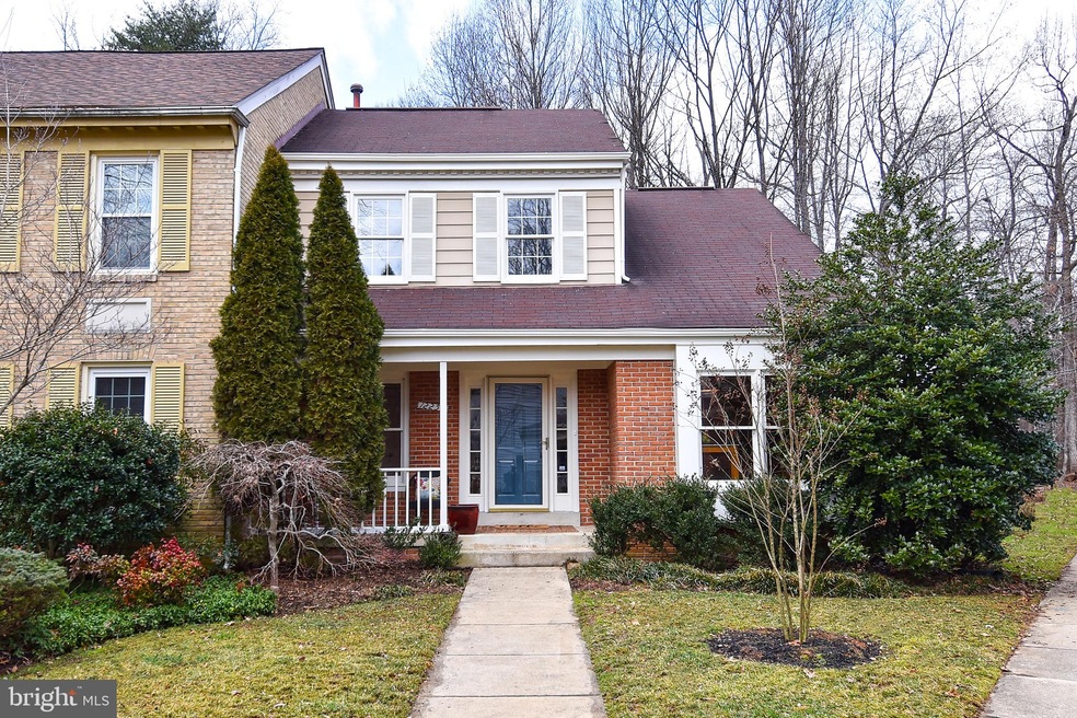 12254 Tildenwood Dr, Rockville, MD 20852 - photo 1