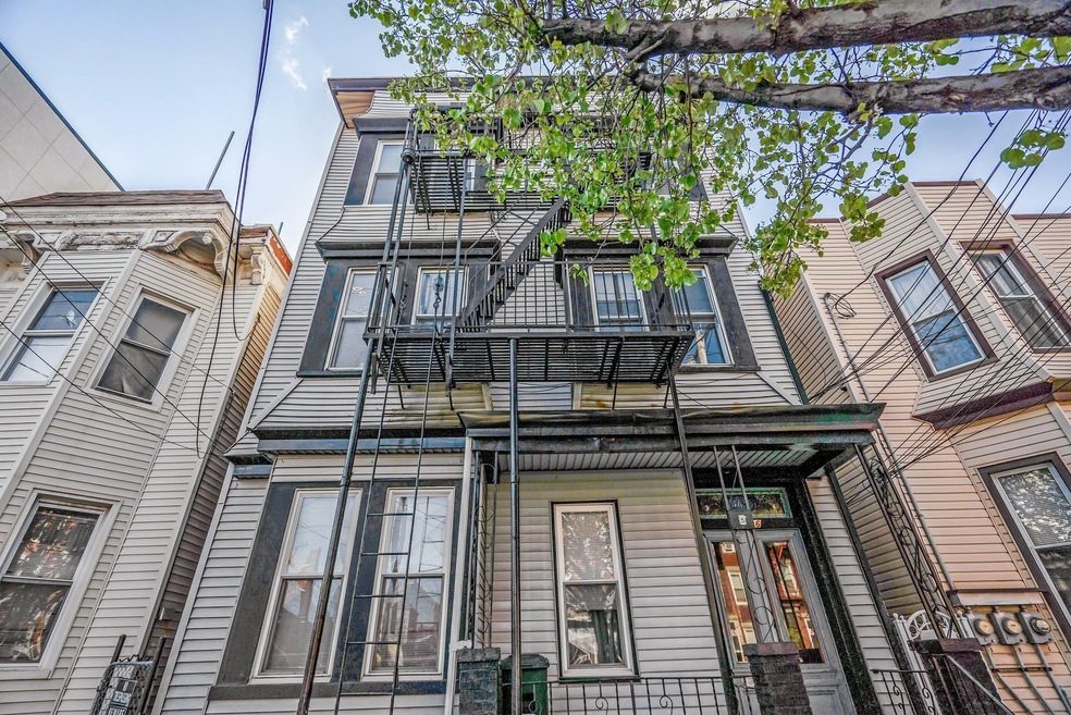 2806 Palisade Ave unit 2L, Weehawken, NJ 07086 - photo 1