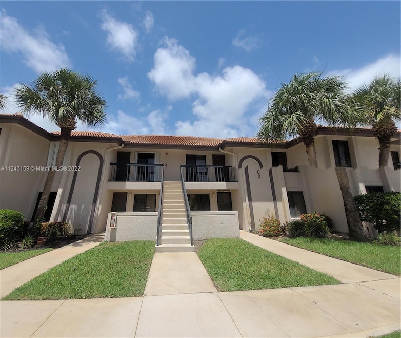 400 Club Cir unit 2020, Boca Raton, FL 33487 - photo 1