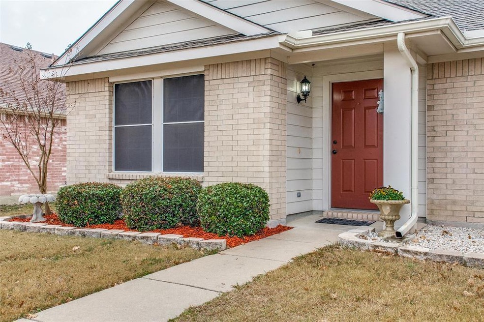 706 Linden Ave, Wylie, TX 75098 - photo 1