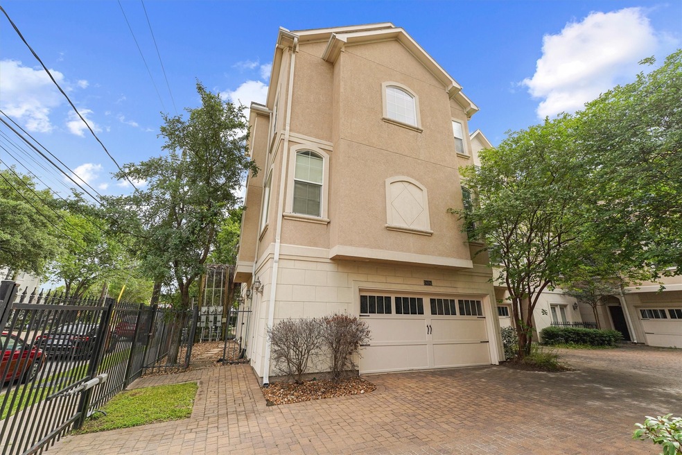 2418 Ralph St unit A, Houston, TX 77006 - photo 1