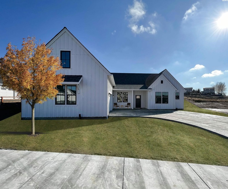 1235 Kamiak Ct, Pullman, WA 99163 - photo 1