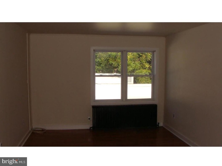 207 E Broad St, Palmyra, NJ 08065 - photo 1