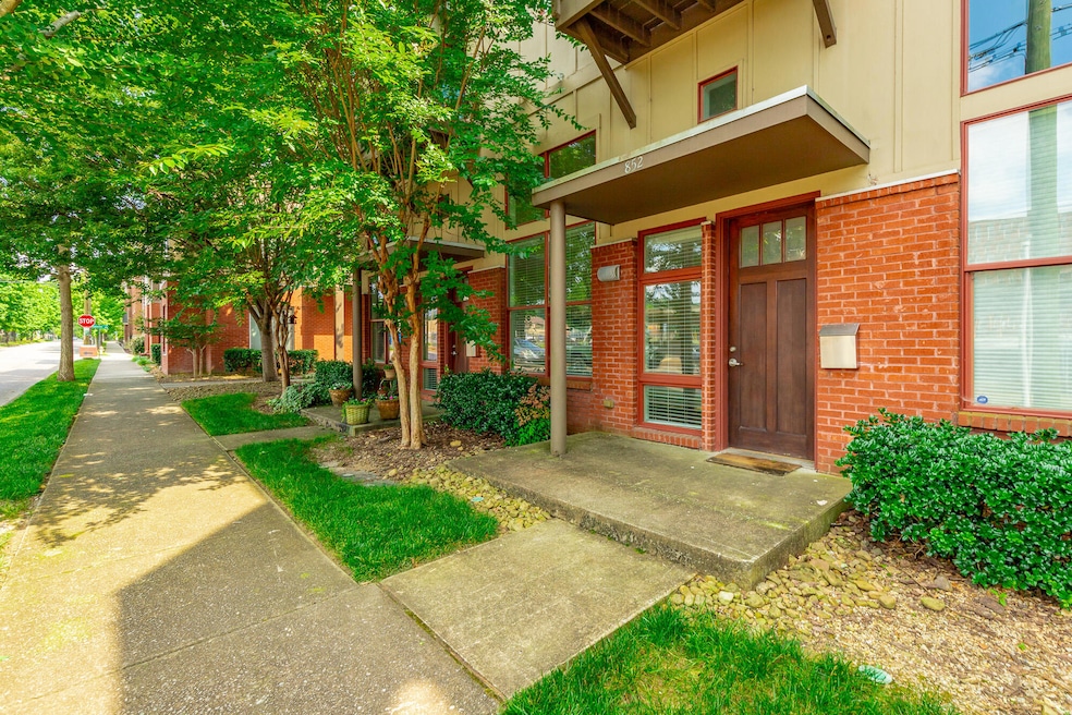 852 East 8th Street HD-69
