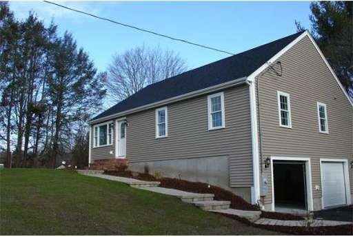 431 Pleasant St, East Bridgewater, MA 02333 - photo 1