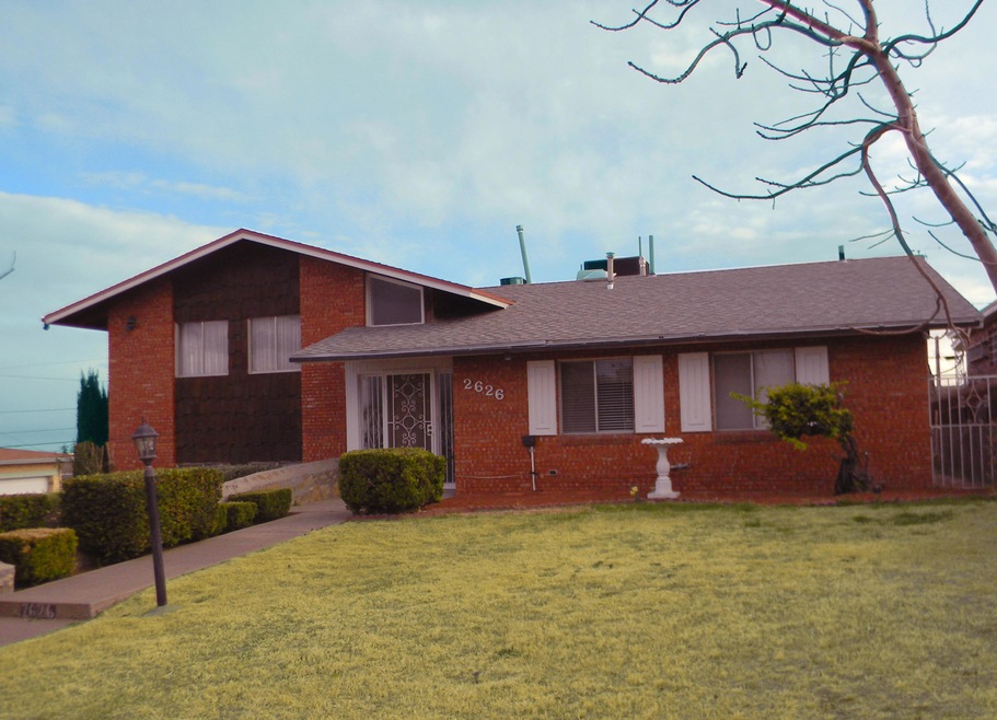 2626 Frankfort Ave, El Paso, TX 79930 - photo 1