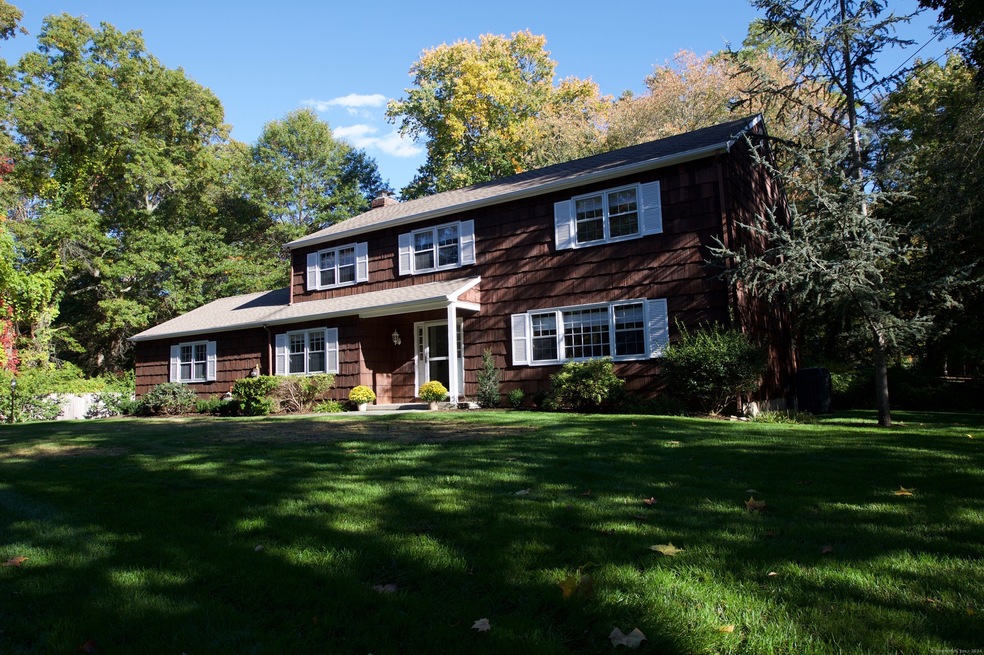 12 Daybreak Ln, Westport, CT 06880 - photo 1