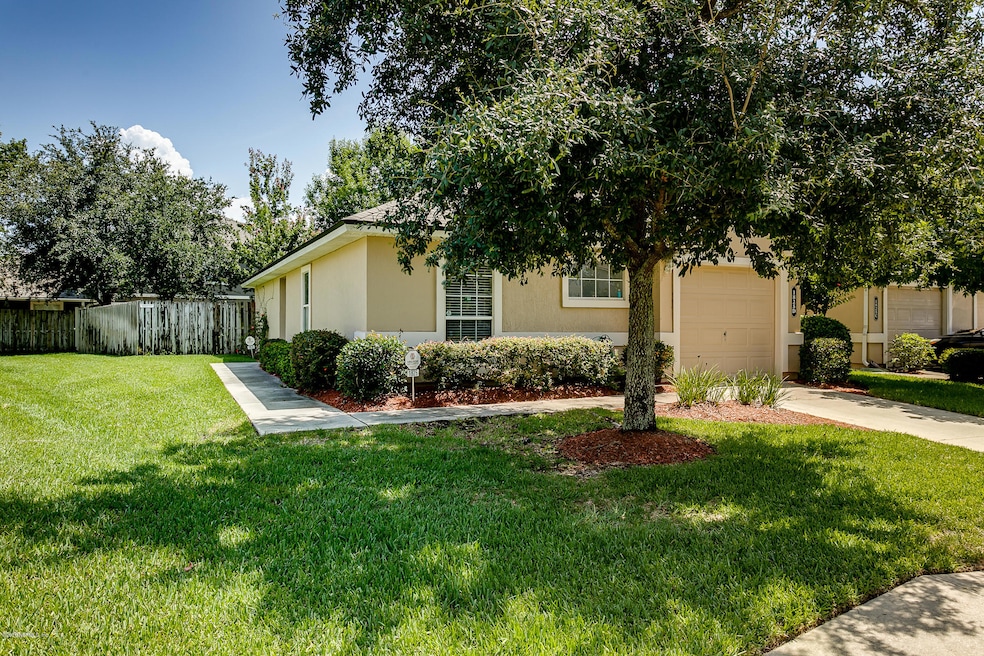 1825 Green Springs Cir unit D, Fleming Island, FL 32003 - photo 1