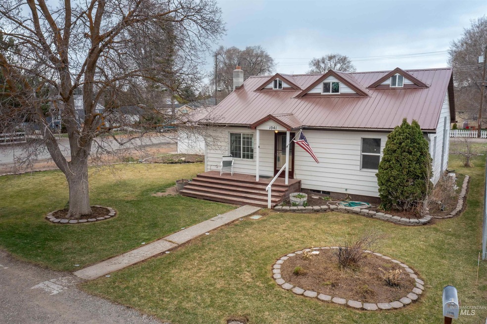 Sold • Co-Listing Agent