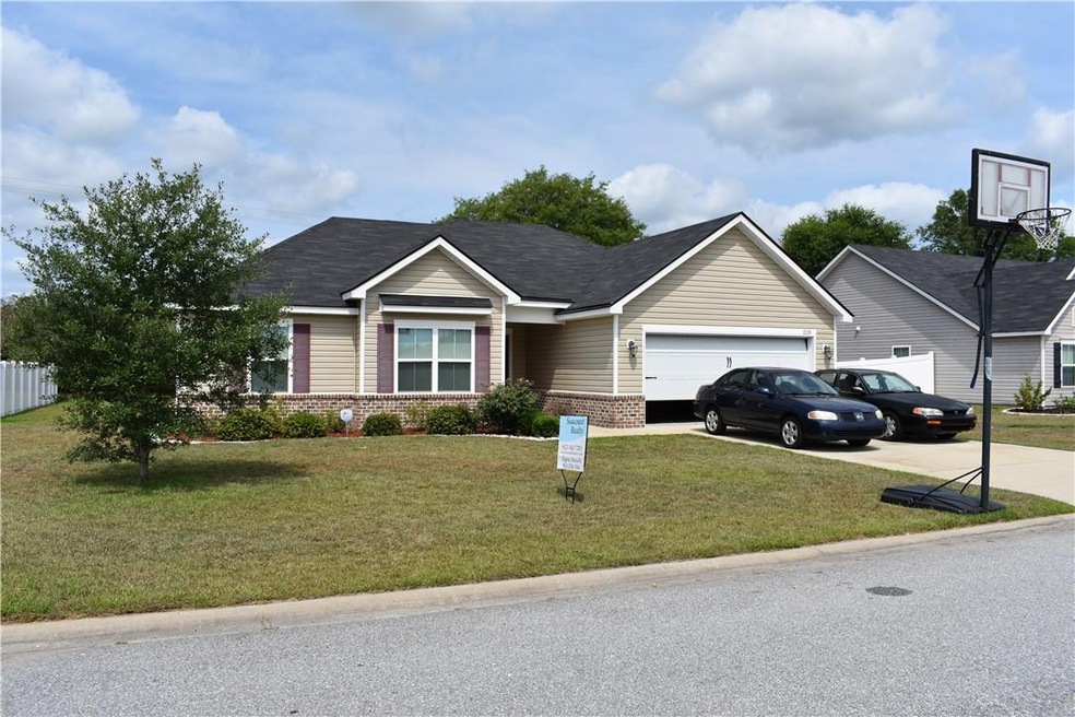 228 S Beckingham Dr, Brunswick, GA 31525 - photo 1