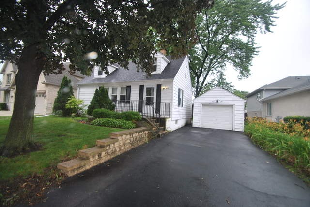 774 N Kenilworth Ave, Elmhurst, IL 60126 - photo 1