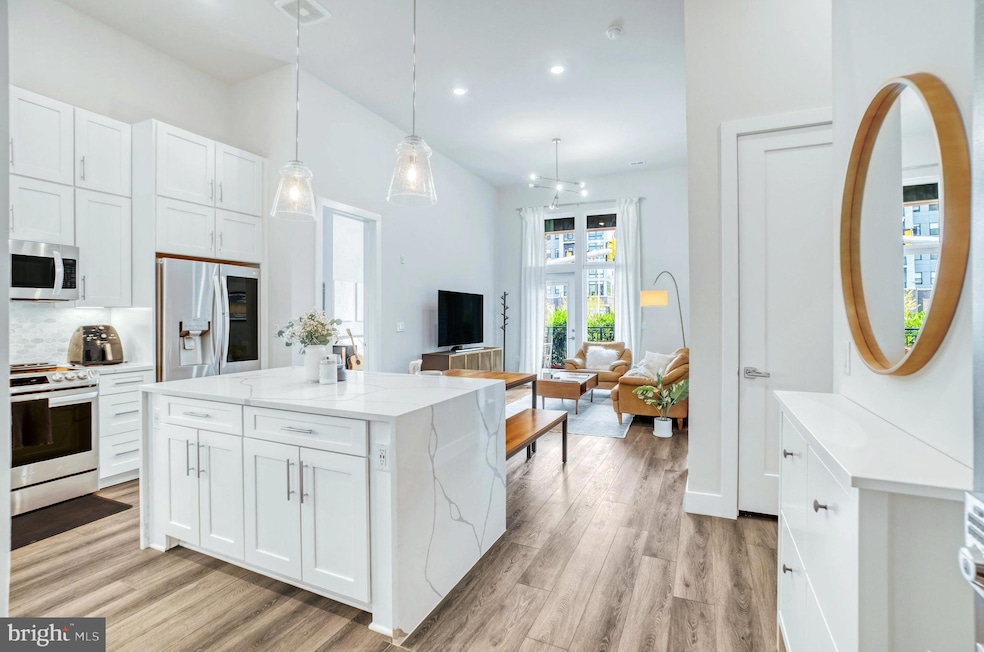 The Bexley Condominiums unit 111, McLean, VA 22102 - photo 1