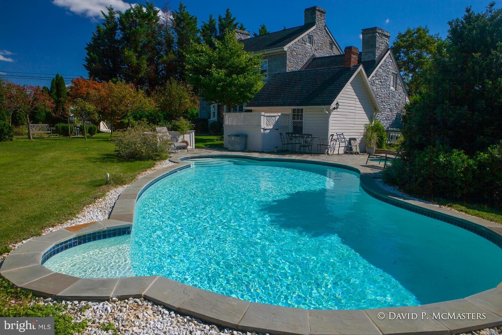 1433 Arden Nollville Rd, Inwood, WV 25428 - photo 1