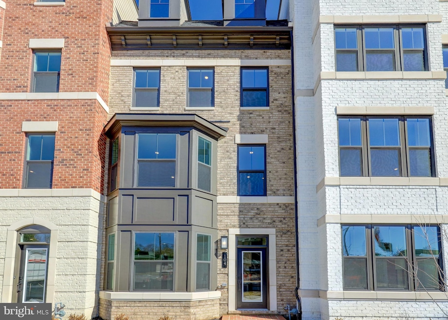 116 Market Square NW unit 27, Vienna, VA 22180 - photo 1