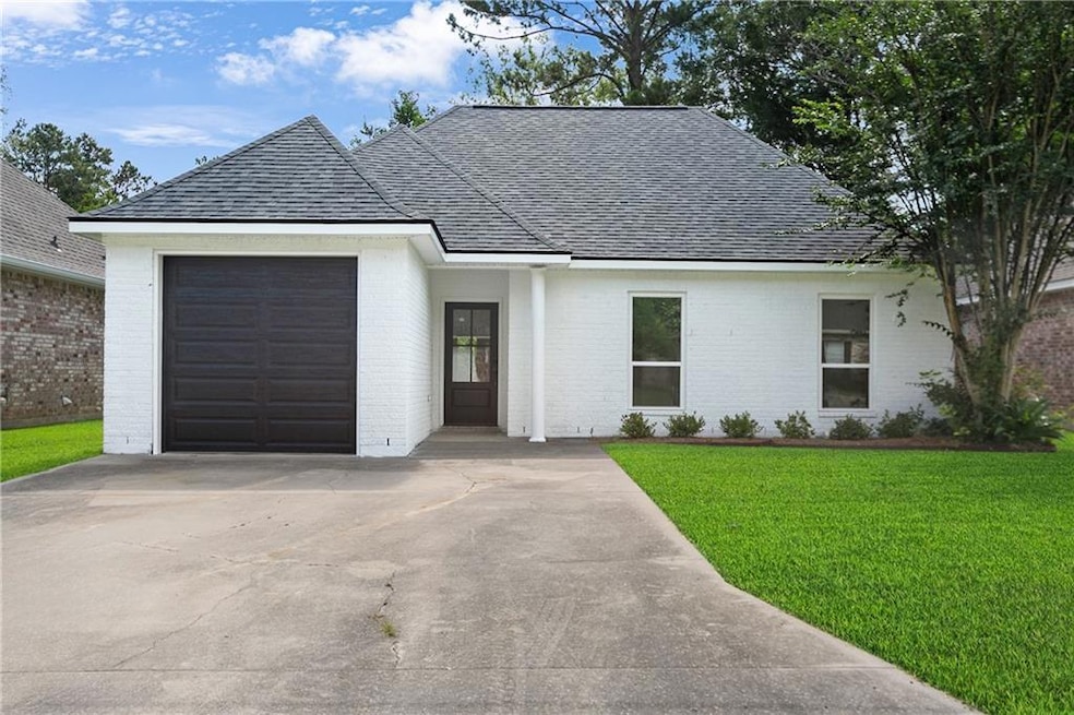 40088 Cassidy Ln, Ponchatoula, LA 70454 - photo 1