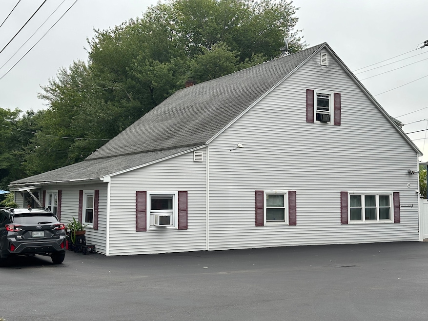 For Sale $574,900 • Co-Listing Agent