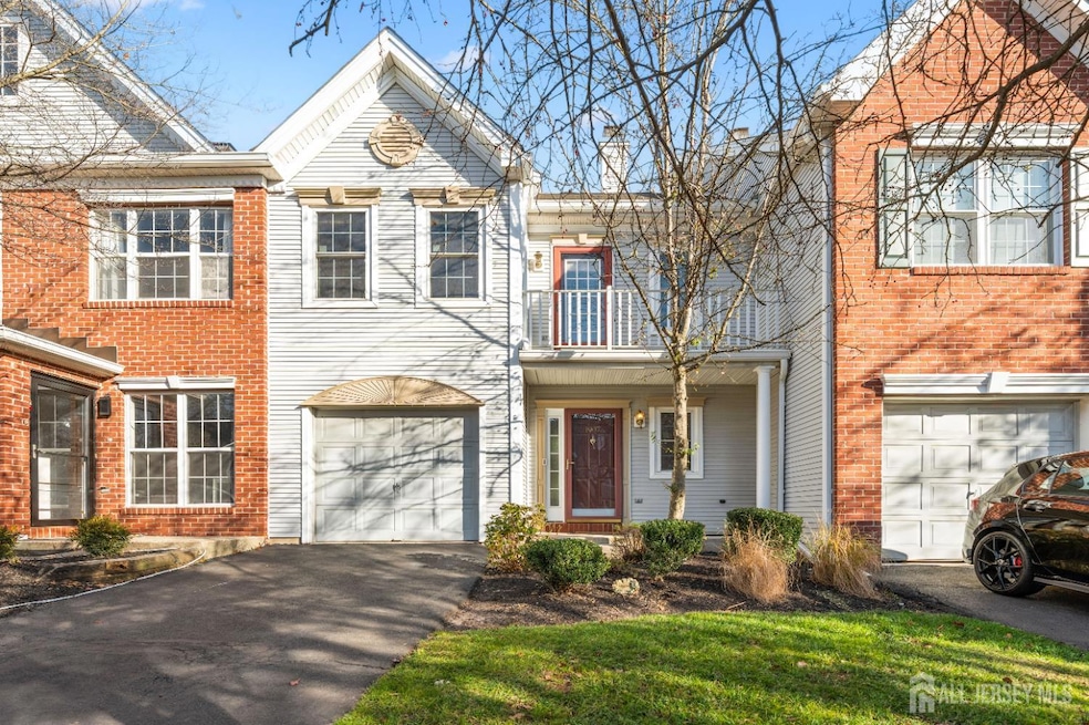 Sold $615,000 • Co-Listing Agent