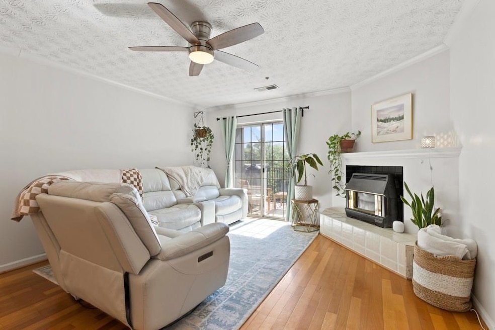 For Sale $255,000 • Co-Listing Agent