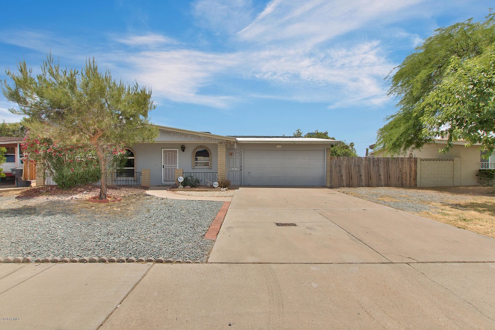 1101 W EMERALD AVE MESA 85210 front