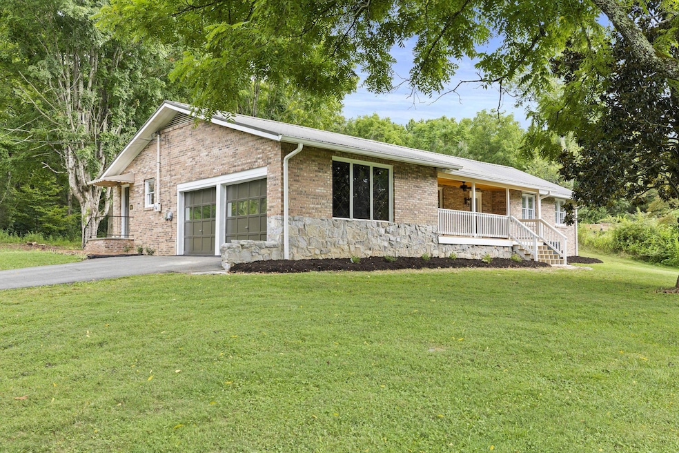 937 Haw Ridge Road