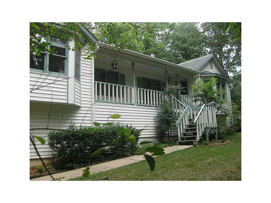 Facade/Exterior Front. Welcome to your private oas