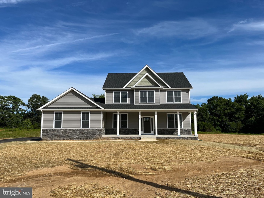 320 Chalcedony Dr, Martinsburg, WV 25404 - photo 1