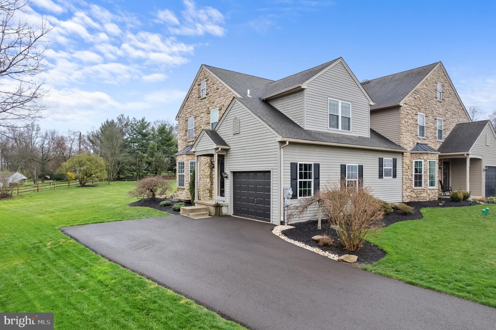 368 Kempton Ct, Souderton, PA 18964 - photo 1