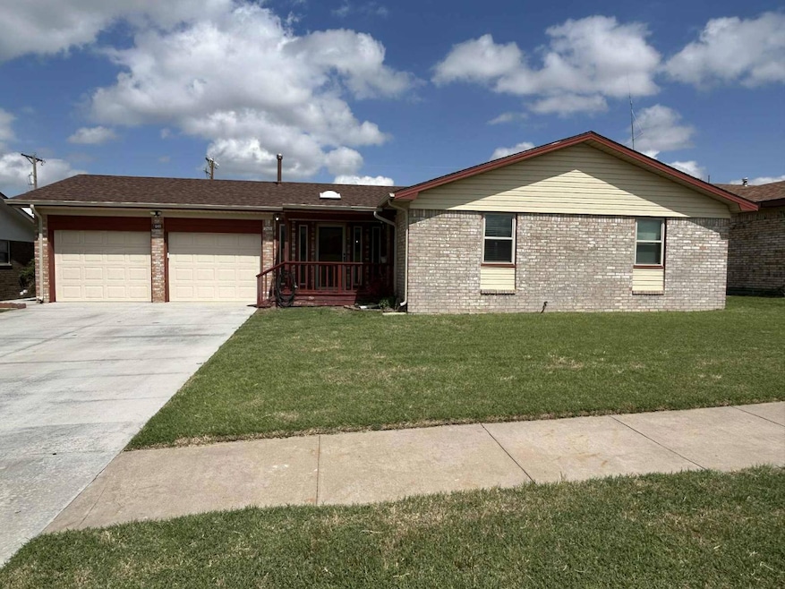 Pending $219,000 • Co-Listing Agent