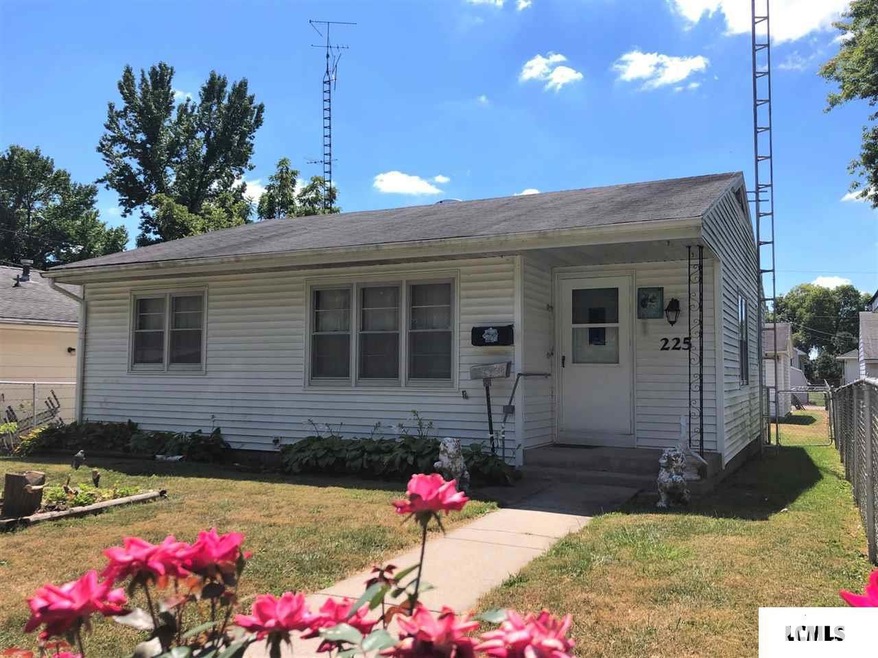 225 Williamette Ave, Lincoln, IL 62656 - photo 1