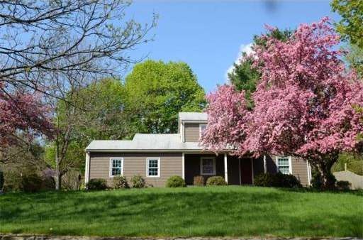 211 Crawford St, Northborough, MA 01532 - photo 1