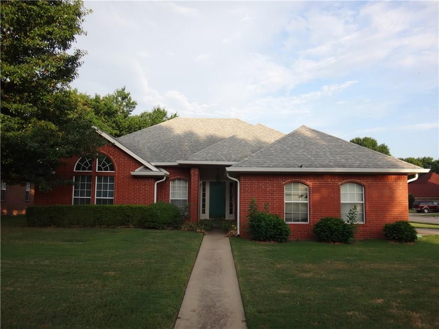 412 N 39th St, Rogers, AR 72756 - photo 1